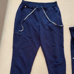 FIGS high waisted Zamora jogger scrub pants